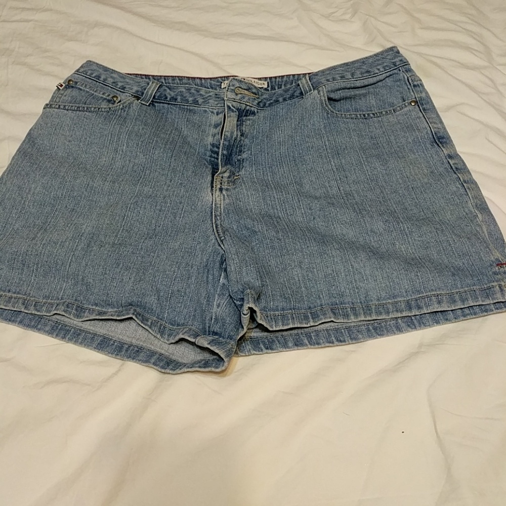 Tommy Hilfiger jean shorts